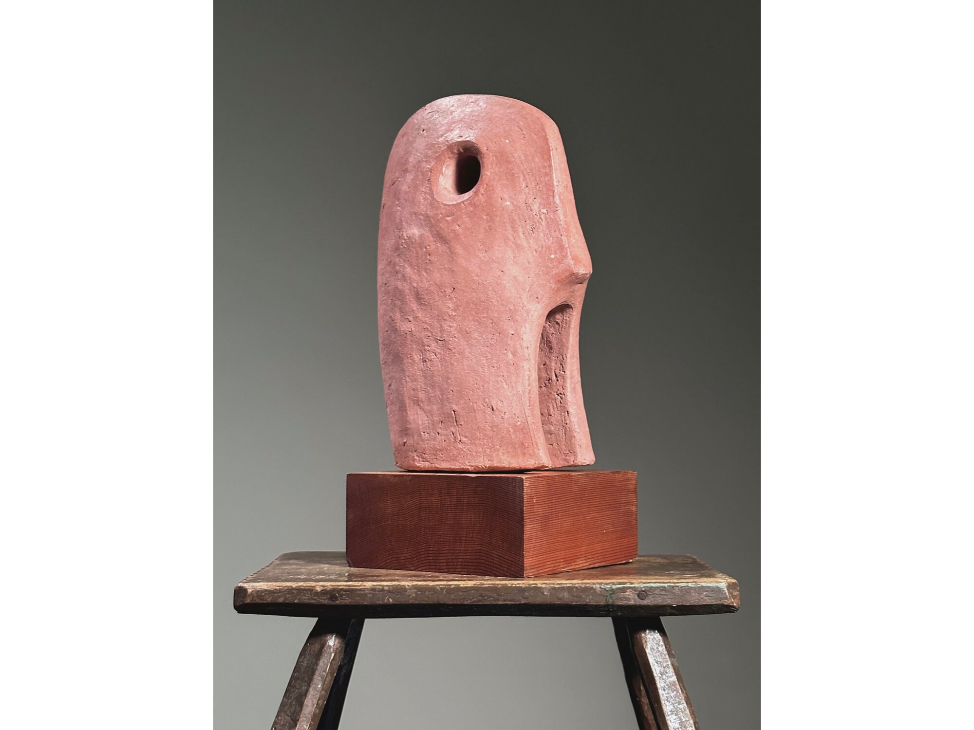 Henry Moore Statues - Elegant Garden Decor Solutions