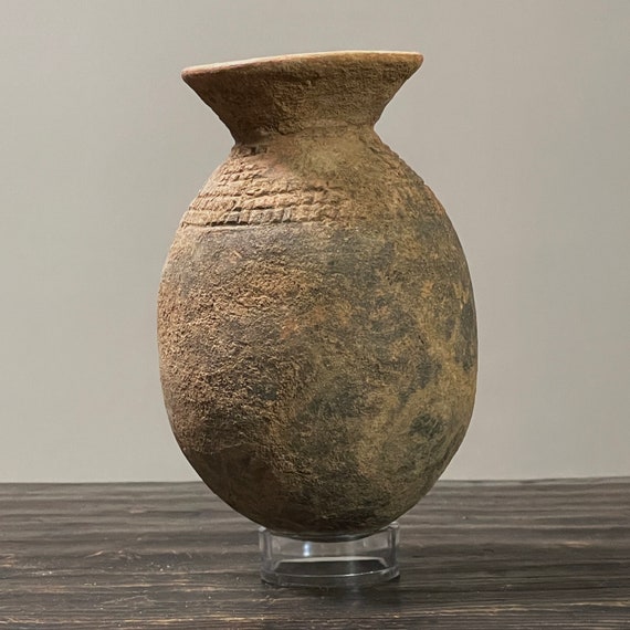 お気に入りの Antique Bura-asinda Culture Small Etched Terracotta Vase 工芸品