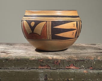 Vintage Polychrome Hopi Ceramic Bowl by Annabelle Honie
