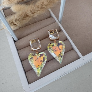 Boucles d'oreilles pendantes, puces en verre de cristal, en forme de rectangle et cœur blanc transparent irisé, idée cadeau fêtes des mères