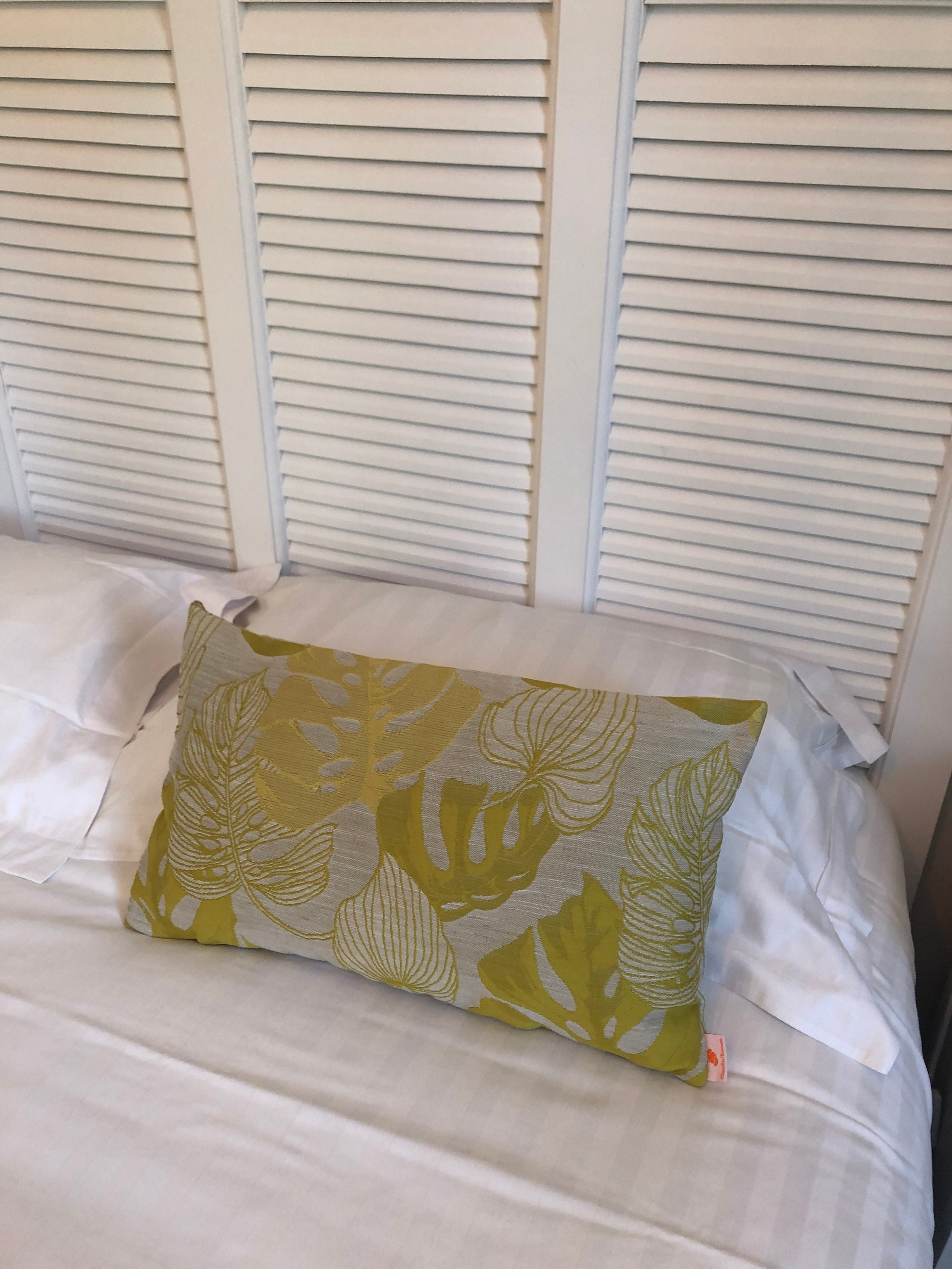 Housse de Coussin avec Tissu Imprimé Feuillage Exotique Jaune, Cushion 40x40cm