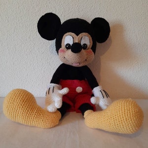Crochet Mickey.