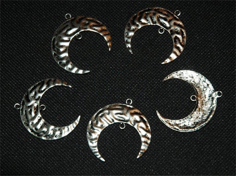 Charm lune en cuivre, Phases de lune en cuivre brut avec 1 boucle, Apprêts pour boucles d'oreilles (30x7x0,80 mm) SMP2831 - France