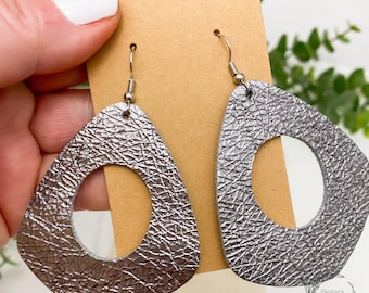 Handmade Genuine Leather Earrings – pewter silver
