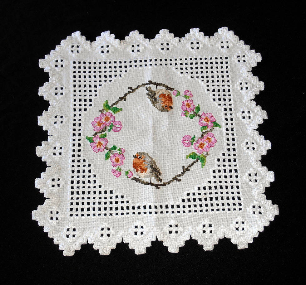 Napperon Blanc Hardanger Brodé Oiseaux