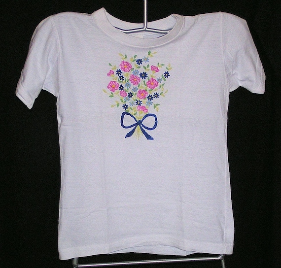 T-shirt for Girl Size 8 Years, Embroidery Flowers - Etsy