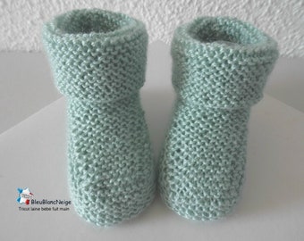 Chaussons bebe 3 mois VERT limonade Calinou  tricot bébé mixte tricotés tout mousse à revers mousse modèle layette tricot bb sur COMMANDE