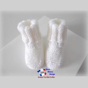 Babytossor 6 månader - ribbade muddar - i OEKO-TEX-certifierad ull - handstickade