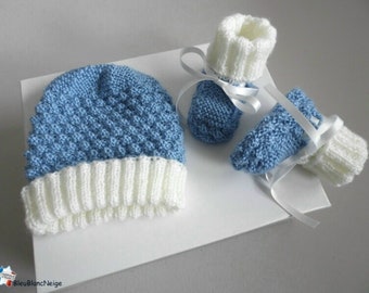 Bonnet bébé et chaussons 3 mois en laine tricot bebe bleu charron et écru bébé mixte fille ou garçon tricoté main modèle bb sur COMMANDE