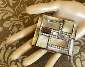 Vintage Marhill Mother of Pearl Powder Compact 259