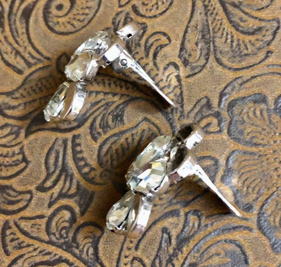 Vintage Kramer Rhinestone Earrings               … - image 10