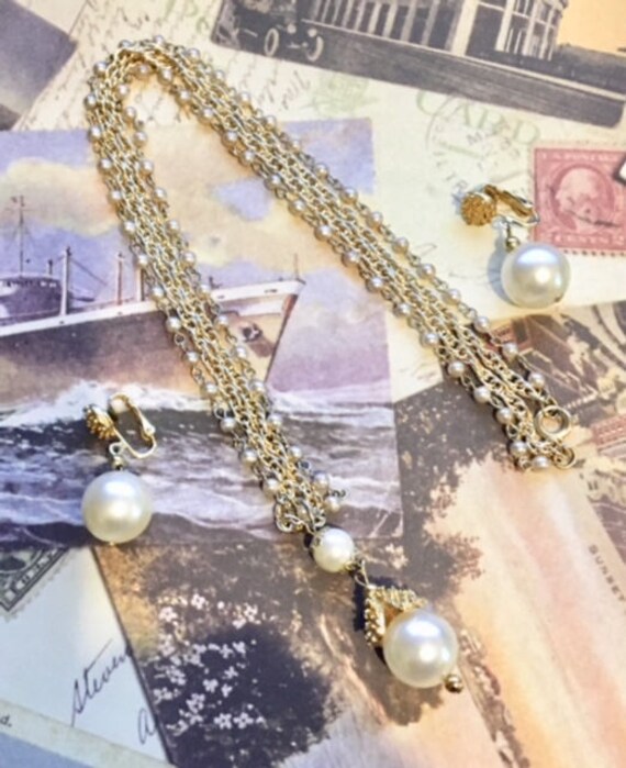 Vintage Coro Faux Pearl Necklace and Earring Set … - image 5