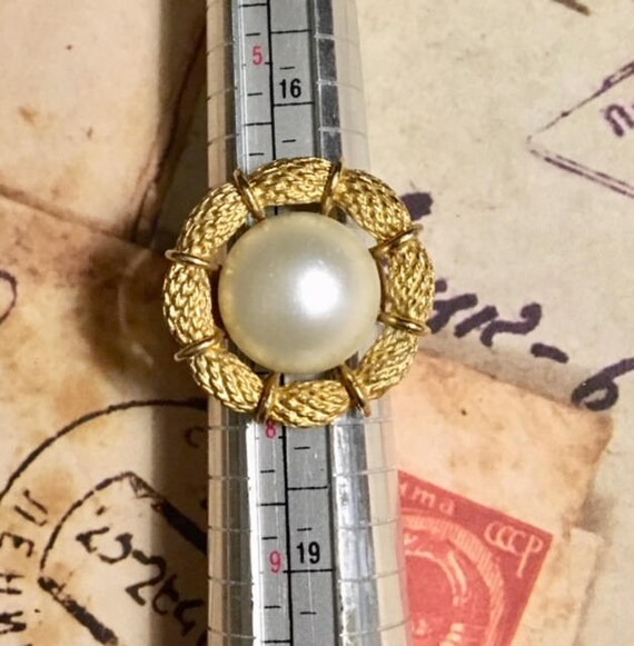 Vintage Coro Faux Pearl Ring - image 7
