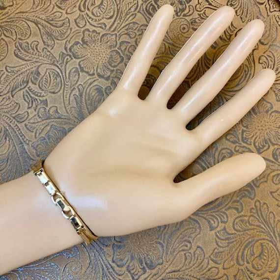 Vintage Lady Elgin 14K Gold Filled Watch         … - image 9