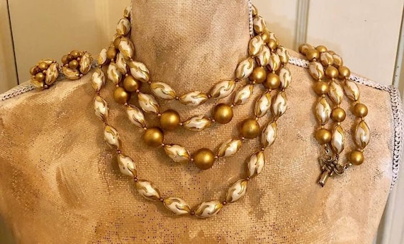 Vintage Deauville Double-strand Beaded Necklace, Choker  Vintage set of Double Stranded Necklace and Bracelet main image 0