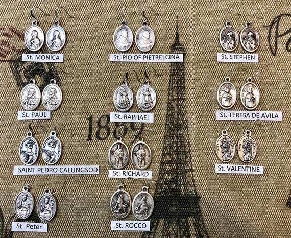 Vintage Saints Medals Earrings           628 - image 4