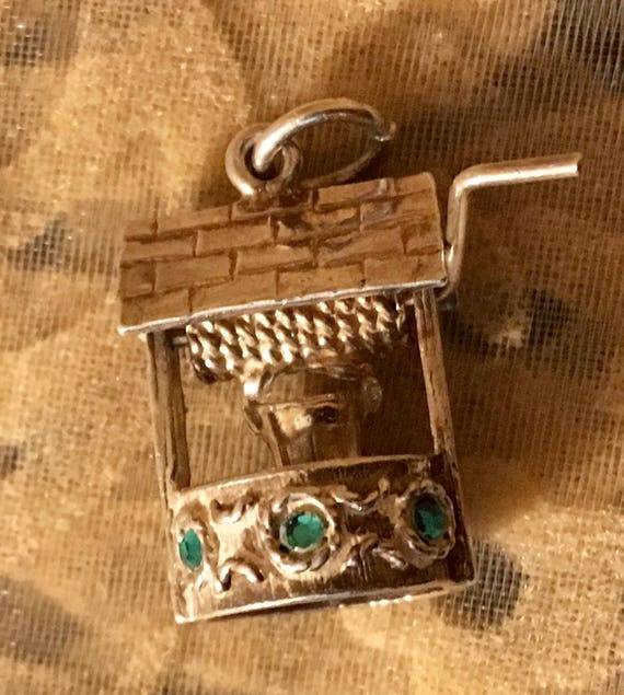 Vintage Sterling Silver Wishing Well With Stones Charm 352