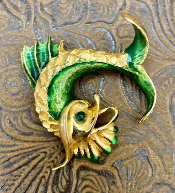 Vintage Hattie Carnegie Sailfish Brooch          … - image 1