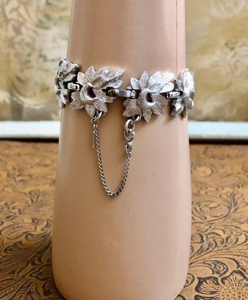 Vintage MONET Jewelry Set 806
