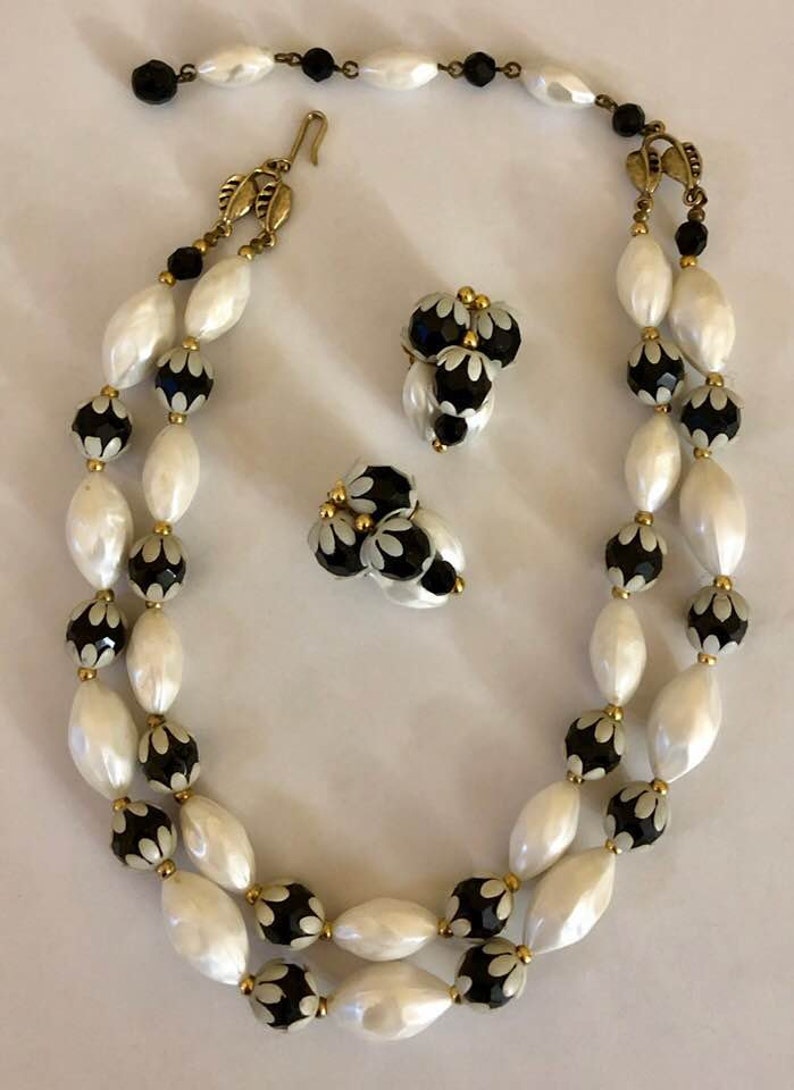 Vintage Deauville Double-Strand Beaded Choker and Earring Set B 851