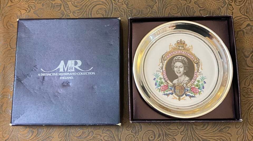 ヴィンテージ シルバー ジュビリー エリザベス2世 シルバープレート 皿