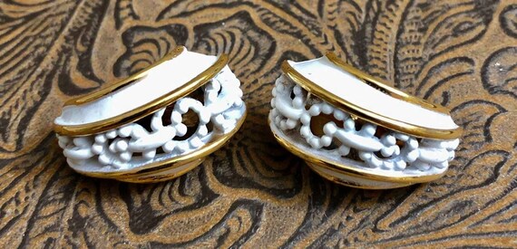 Vintage MONET Earrings                           … - image 2