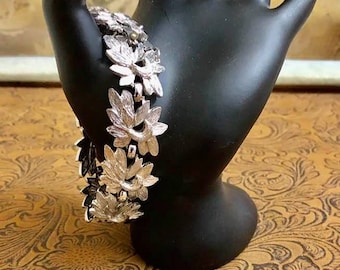 Vintage MONET Jewelry Set                    806