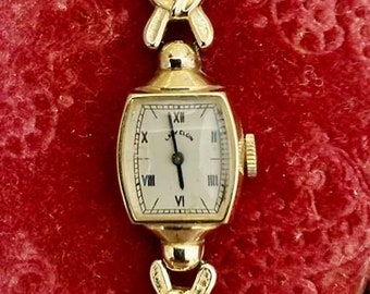 Vintage Lady Elgin 14K Gold Filled Watch                                            GF9