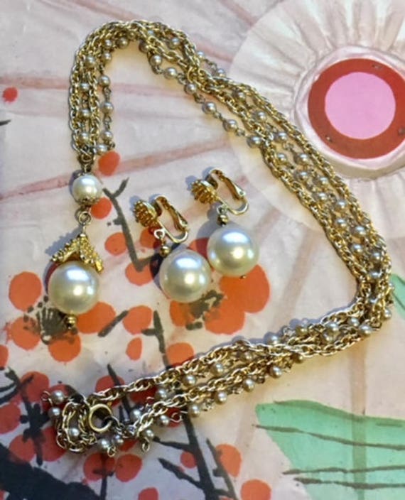Vintage Coro Faux Pearl Necklace and Earring Set … - image 6