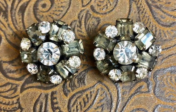 Vintage Kramer Rhinestone Earrings               … - image 1