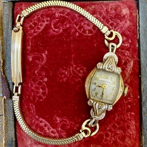 Vintage Bulova 10K Gold Filled Watch with Diamonds and Box                        GF30
