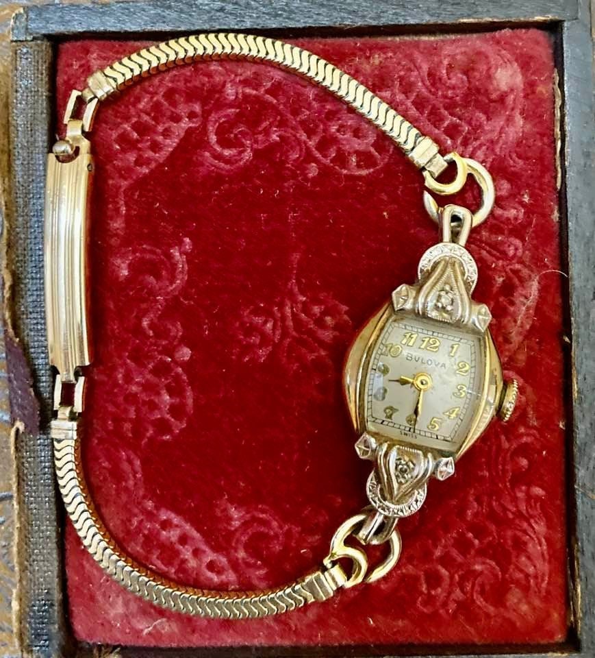 ANTIQUE BULOVA WIND UP WORKING 10K GOLD FILLED WOMENS WATCH