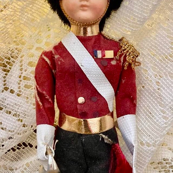 Vintage Buckingham Palace Guard Doll                                                           1307