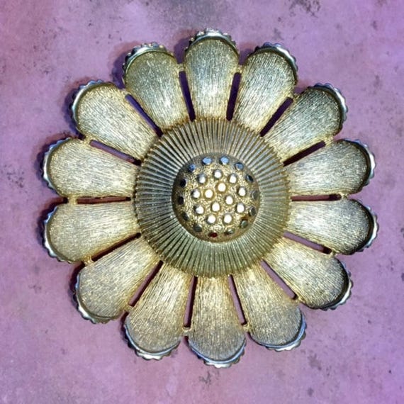 Vintage Sarah Coventry Gold Tone Sunflower (sold … - image 6