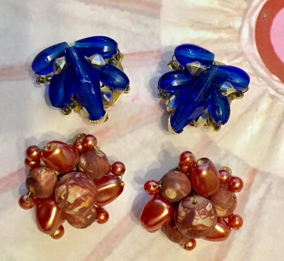 Vintage Hong Kong Hand Beaded/Hand Wired Earrings… - image 1