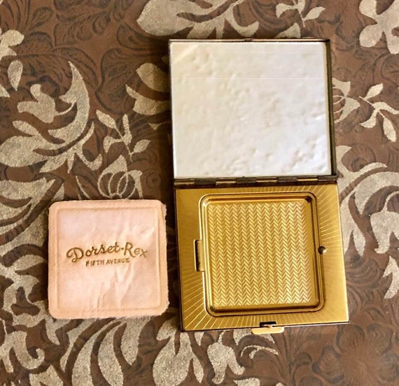 Vintage Dorset Rex Fifth Avenue Compact 234 - Gem Vintage Dorset Rex Fifth Avenue Compact 234 - Gem