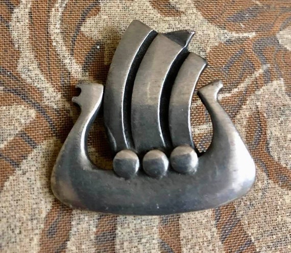 Vintage Rune Tennesmed Pewter Brooch                        236 View 5