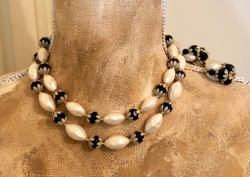Vintage Deauville Double-Strand Beaded Choker and Earring Set B 851