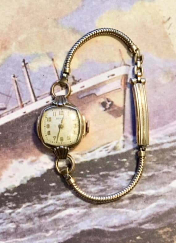 Vintage Ladies BENRUS 10K Rolled Gold Plate Watch 005 Gem