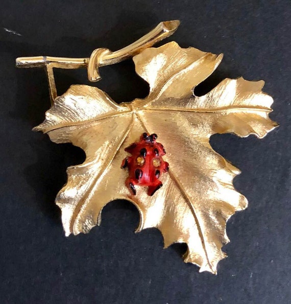 Vintage Sarah Coventry Leaf Brooch          178 - image 1