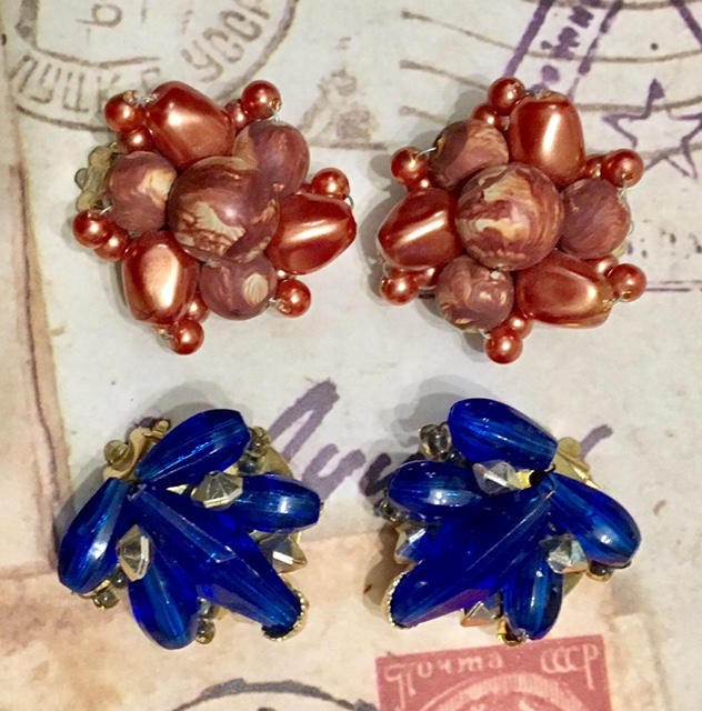 Boucles D'oreilles Vintage Pendantes - Perles Beiges Avec Clips Métal - Style Hong Kong