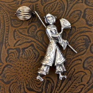 Vintage LANG Sterling Silver Japanese Geisha Brooch             368