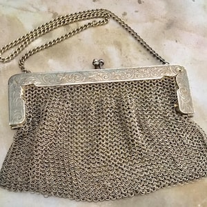 Vintage Historical Mesh Purse                    Ba004