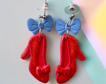 Robijnrode pantoffeloorbellen: Wizard of Oz-sieraden van polymeerklei