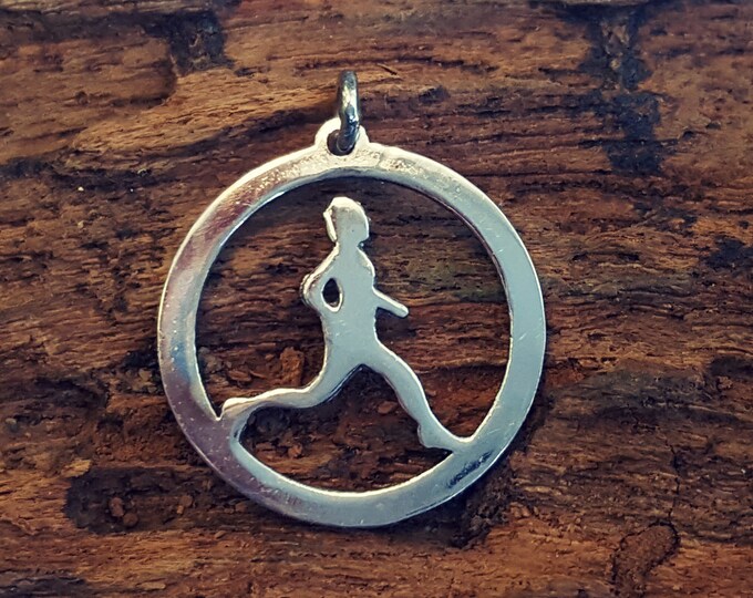 Round Runner Pendant, made with 925 Sterling Silver / 14K Gold  - Marathon Runner Gift. Comes with free Gift Box