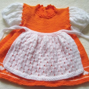 Breiinstructies voor de maat babydirndl. 62 - 86 (3 maten)