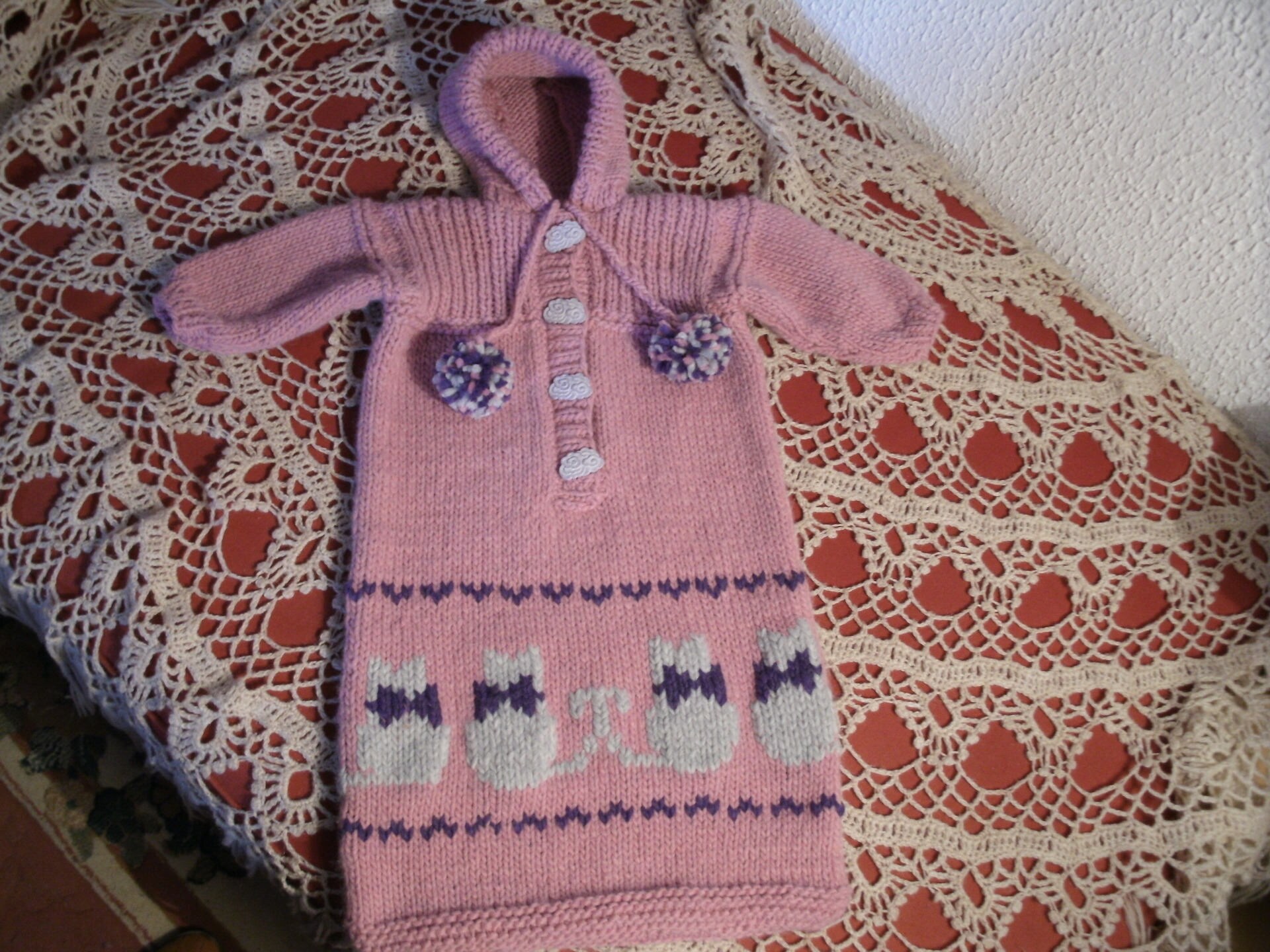 Tricotée à La Main Nid d'ange Capuche , de Naissance 3 Mois, en Rose et Gris+Violet, Broderies Chat,