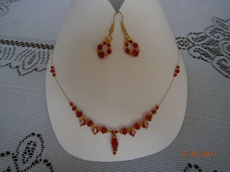 Set 3 pieces SWAROVSKI Crystal, light red light colors image 3