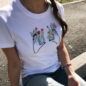 Embroidered t-shirt, Hand embroidery, White t shirt, embroidered tee shirt , Floral embroidery, florist gift, Valentine' day gift