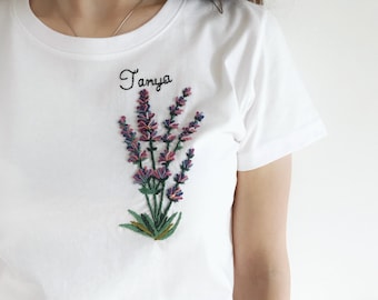 Bordado botánico camiseta de mujer, Hermosa camiseta de bordado, Bordado de lavanda, regalo personalizado, camiseta de Navidad, regalos de Navidad
